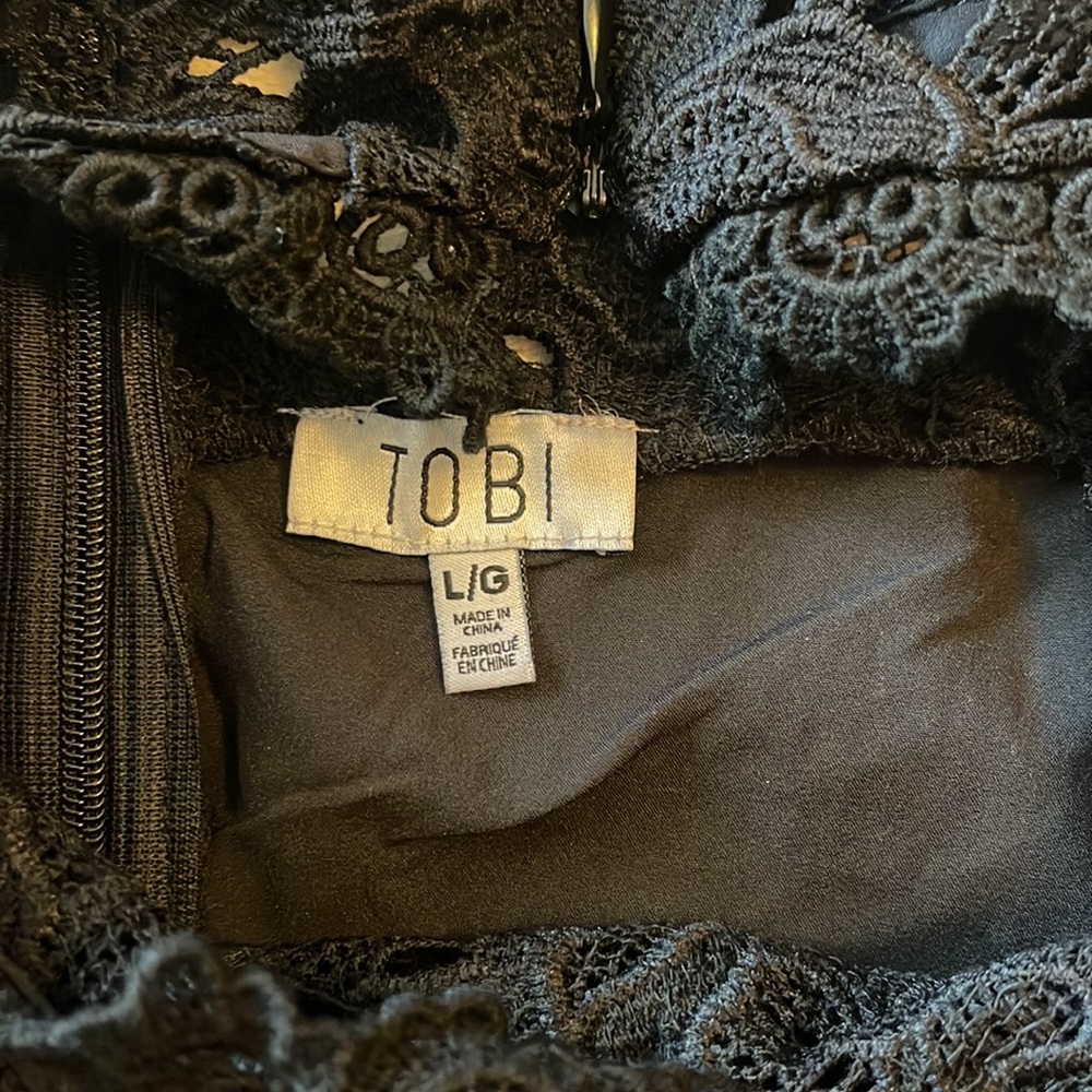 Toni black lace dress - Picture 3 of 3